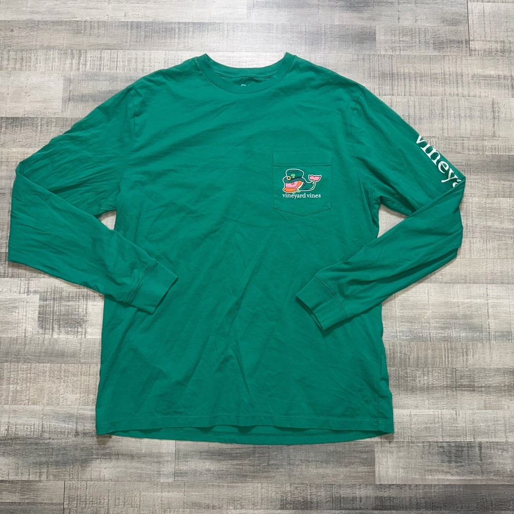Vineyard Vines Shirt Mens Medium Green Whale LS St Patricks Pocket Tee